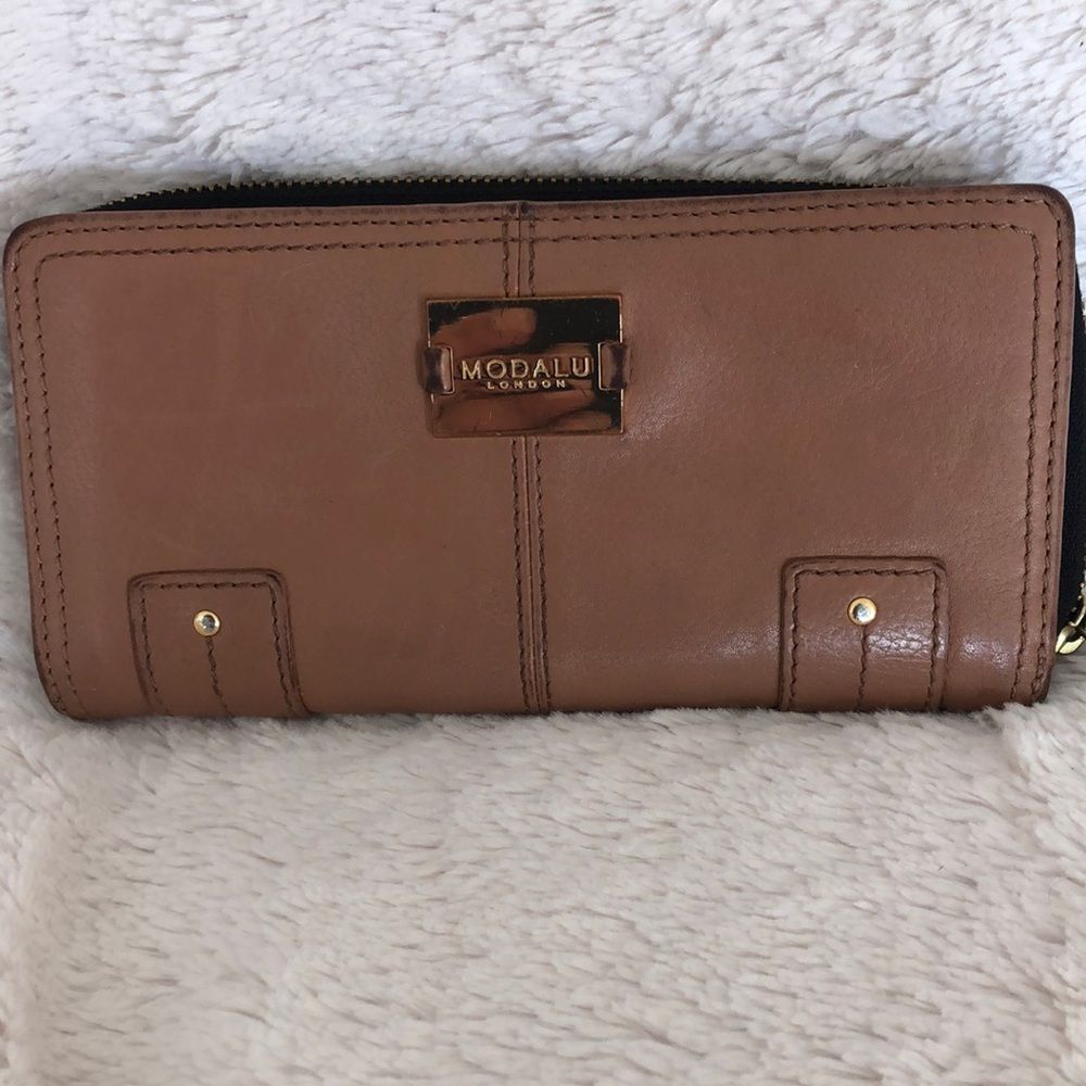 MODALU  LONDON LEATHER WALLET